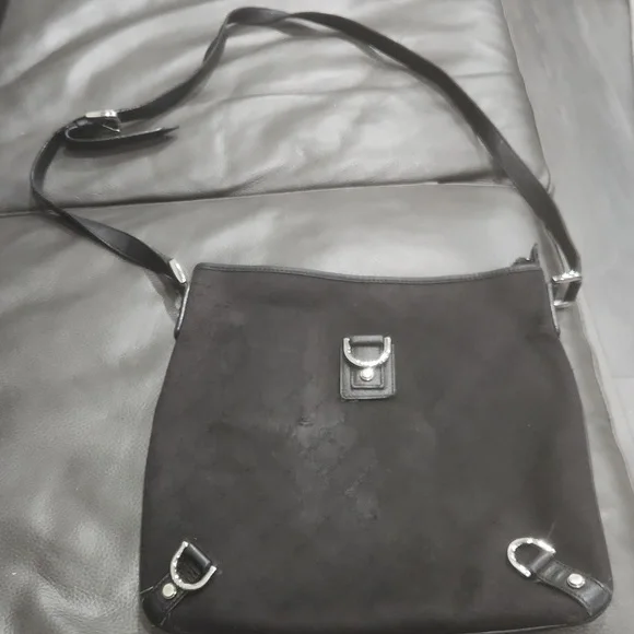 Gucci Canvas Abbey Elegant Black Crossbody Bag - Picture 6 of 9